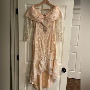 vintage 1980s Pink & Ivory lace & bead prom dress.No tags- fits like XXS or 00.